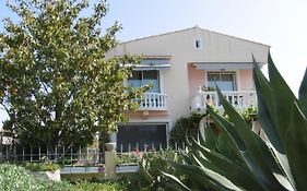 rez de chaussée studio climatisé dans villa